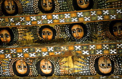The roof of a church in Gondar.jpg