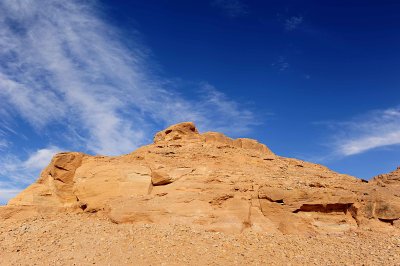 rock formations around wadi halfa.jpg
