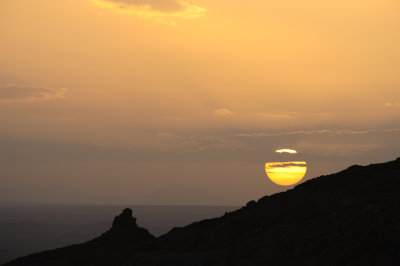 The Sun goes down over the Syrian Desert.JPG