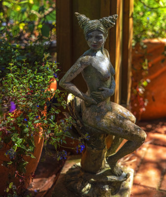 Leola's Garden Statue_4980