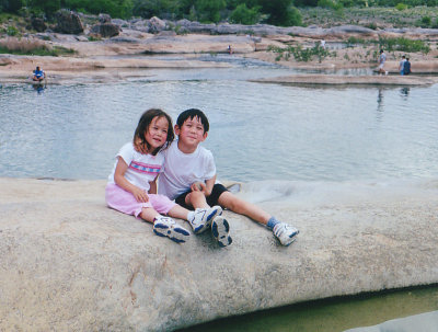 2000_Pedernales_Alex_Madeline_01.jpg