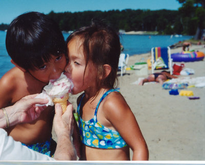 2000_Alex_Madeline_summer_01.jpg