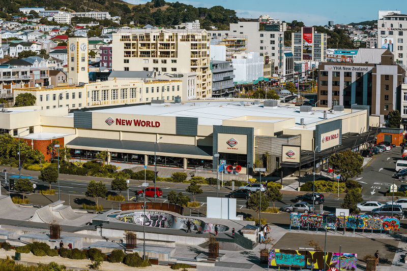 Waitangi Park skate park and New World