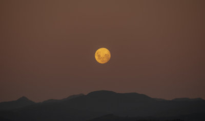 Full Moon rises over the Tararua's