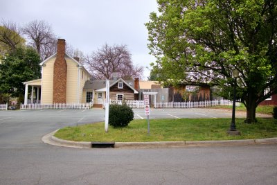 DanielBooneVillage_2210.jpg