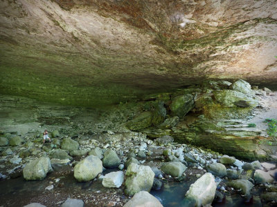 P5168676 - 'Cob Cave', Lost Valley Trail.jpg