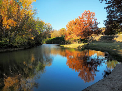 PB271690 - Fall at Northwest Park.jpg