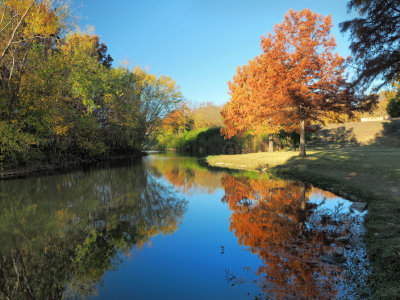 PB271699 - Fall Reflections.jpg