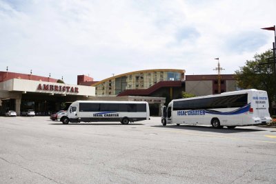 09 - Thursday Morning - Sept 27th - the busses arrive!