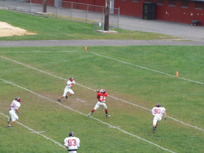 2007_0831Footballscrim40090.JPG