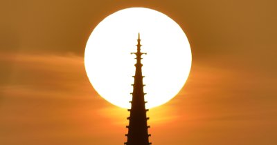 Coucher de soleil, Temple St-Etienne