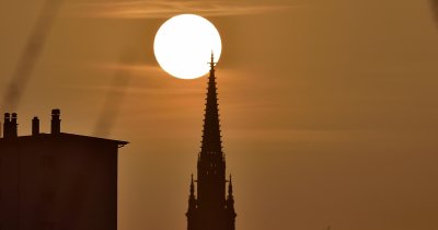 Coucher de soleil Temple St-Etienne