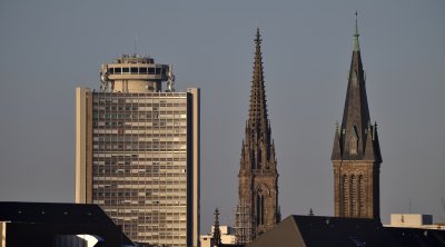 Tour de l'Europe, Temple St-Etienne et Eglise St-Etienne