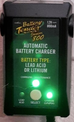 Battery Tender Jr 800.jpg