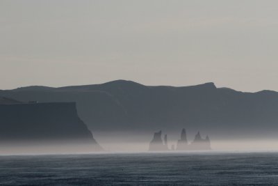 We weren't scheduled to arrive until 10.  So I kept my eyes out to sea. (Dyrholaey Cape between Djupivogur & Heimaey 7:15am)