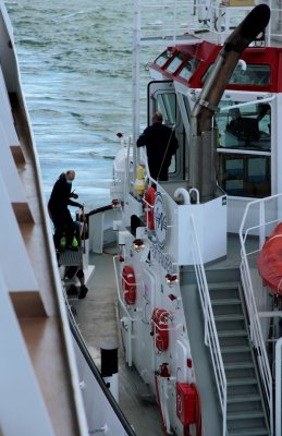 Harbor pilot leaving Jupiter