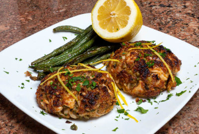 Salmon Cakes w/ roasted green beans