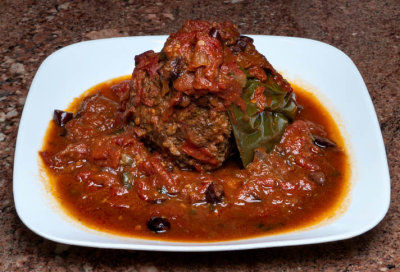 Stuffed Pepper in a spicy puttanesca