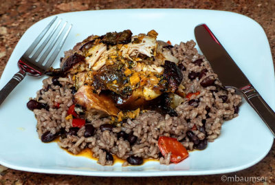 Pernil over Congri