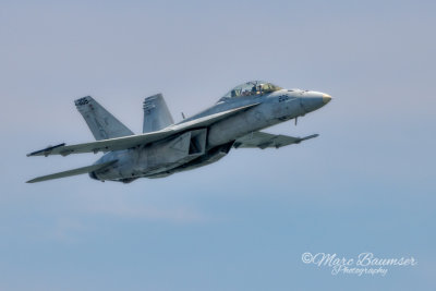 F-18 41048