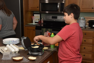 Geo Cooking with his new Breakfast Sandwich Maker