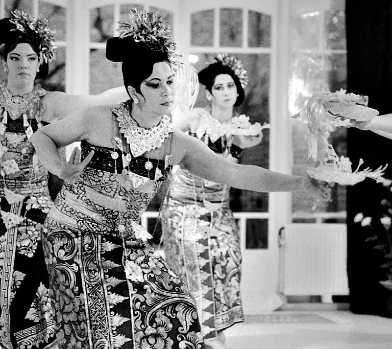 80's Diah Tantri Den Haag II
