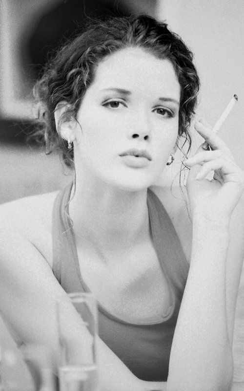 90's Girl with a cigarette - Rivka / Wild Models Milano - Max Models Rotterdam