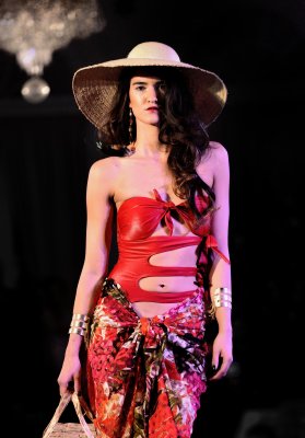 2010's Catwalk4U  0995 20151018.jpg