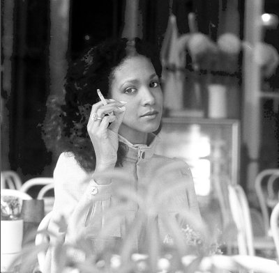 1981 Girl on a Cafe Terrace 03.jpg