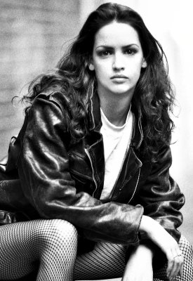 90's Girl in a leather jacket 035.jpg