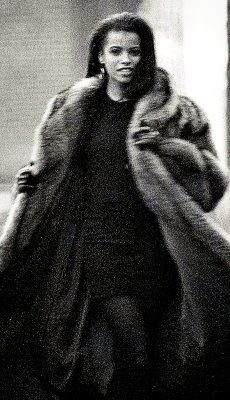 90's Sherry A in Fur - Elite Milano / Topline Agency Amsterdam 043.jpg