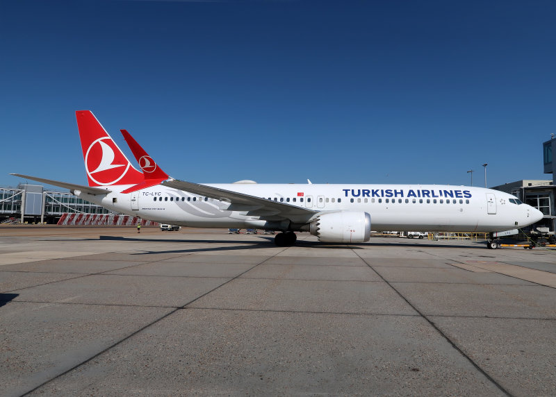 B737 Max-9 TC-LYC 