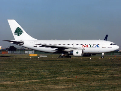 A310-200 3B-STJ