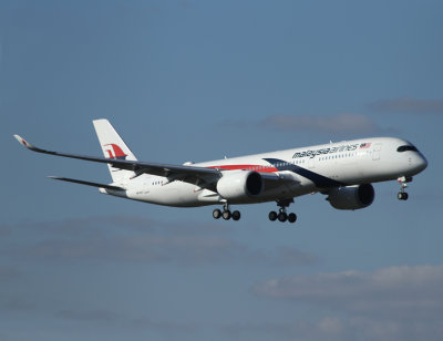 Airbus A350-941 9M-MAE 