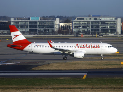 A320 OE-LZF 