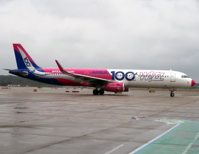 special 100th Airbus logojet at Gatwick