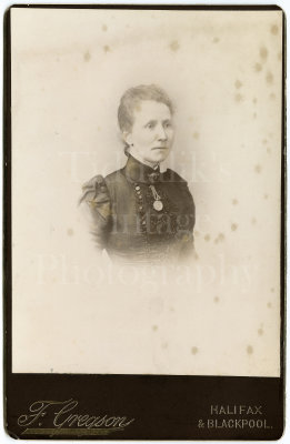 Victorian Cabinet Card Photo