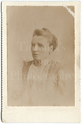 Victorian Cabinet Card Photo