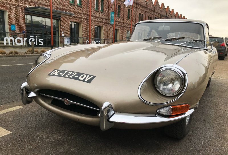 Jaguar E type