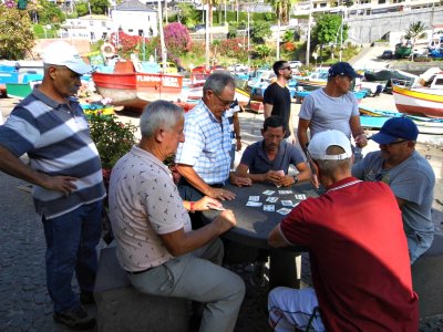 CARD GAME IN PROGRESS