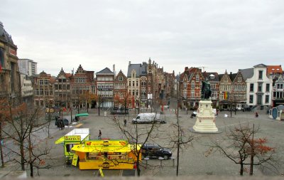  VRIJDAGMARKT SQUARE 