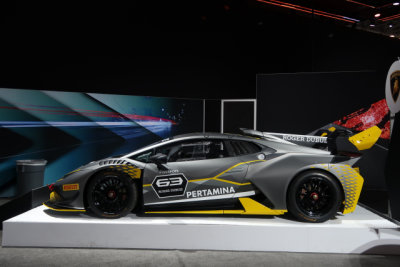 Lamborghini Huracan race car, 2018 New York International Auto Show (0345)