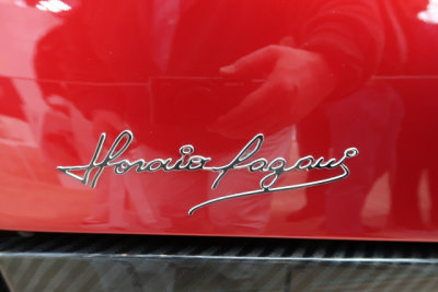Horacio Pagani's signature on Pagani Huayra BC, 2018 New York International Auto Show  (0577)