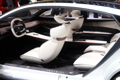 Infiniti Qs Inspiration Electric Concept Car (3025)