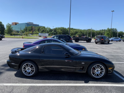 Mazda RX-7, 3rd generation, one of 68,589 produced between 1992 and 2002 (1209)