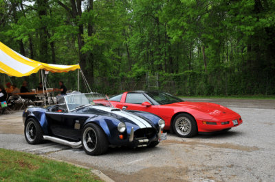 Cobra replica and Chevrolet Corvette (C4) (6478)