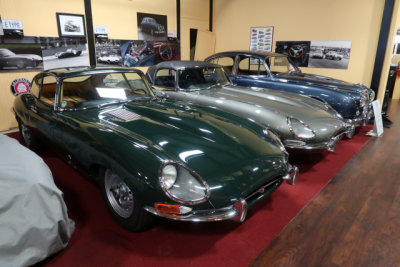 1967 Jaguar E-Type Coupe and Roadster Series I (3861)