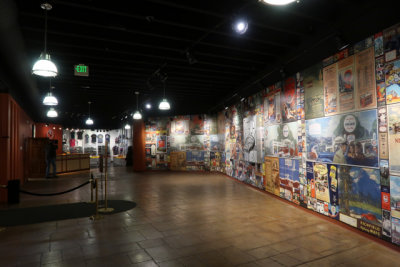 Gateway Auto Museum lobby (5762)