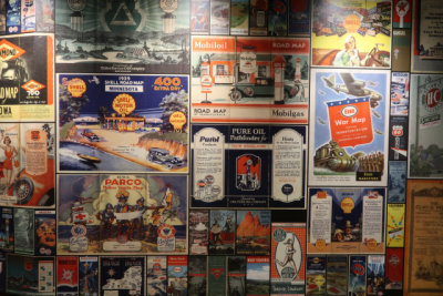 Gateway Auto Museum lobby (5768)