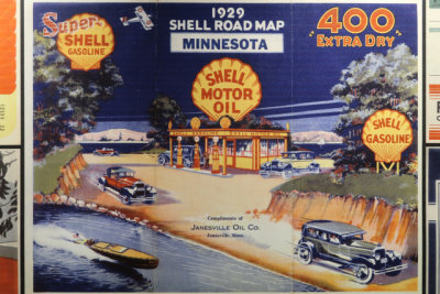 Gateway Auto Museum lobby (5769)